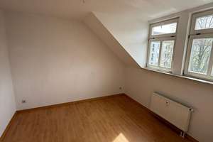 Günstige DG 2-Zimmer mit Wanne und Laminat in guter Lage! – Kantstraße 75, 9126 Gablenz, Chemnitz – Vorschaubild 5