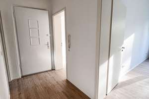 ***Sanierte Etagenwohnung mit Balkon, Venylböden, neuem Wannenbad & Wohnküche*** – 44143 Kaiserbrunnen, Dortmund – Vorschaubild 8