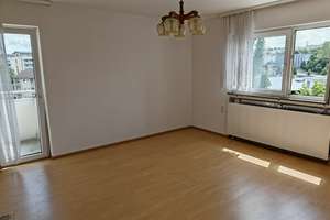 Verkehrsgünstige 3-Zi-Wohnung mit zwei Balkonen.  – Haldenrainstraße 75, 70437 Rot, Stuttgart – Vorschaubild 3