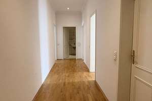 Tolle 4-Raumwohnung im Zentrum von Leipzig mit Aufzug und Balkon – Die vollständige Adresse der Immobilie erhältst du vom Anbieter., 4105 Zentrum-Nordwest, Leipzig – Vorschaubild 4