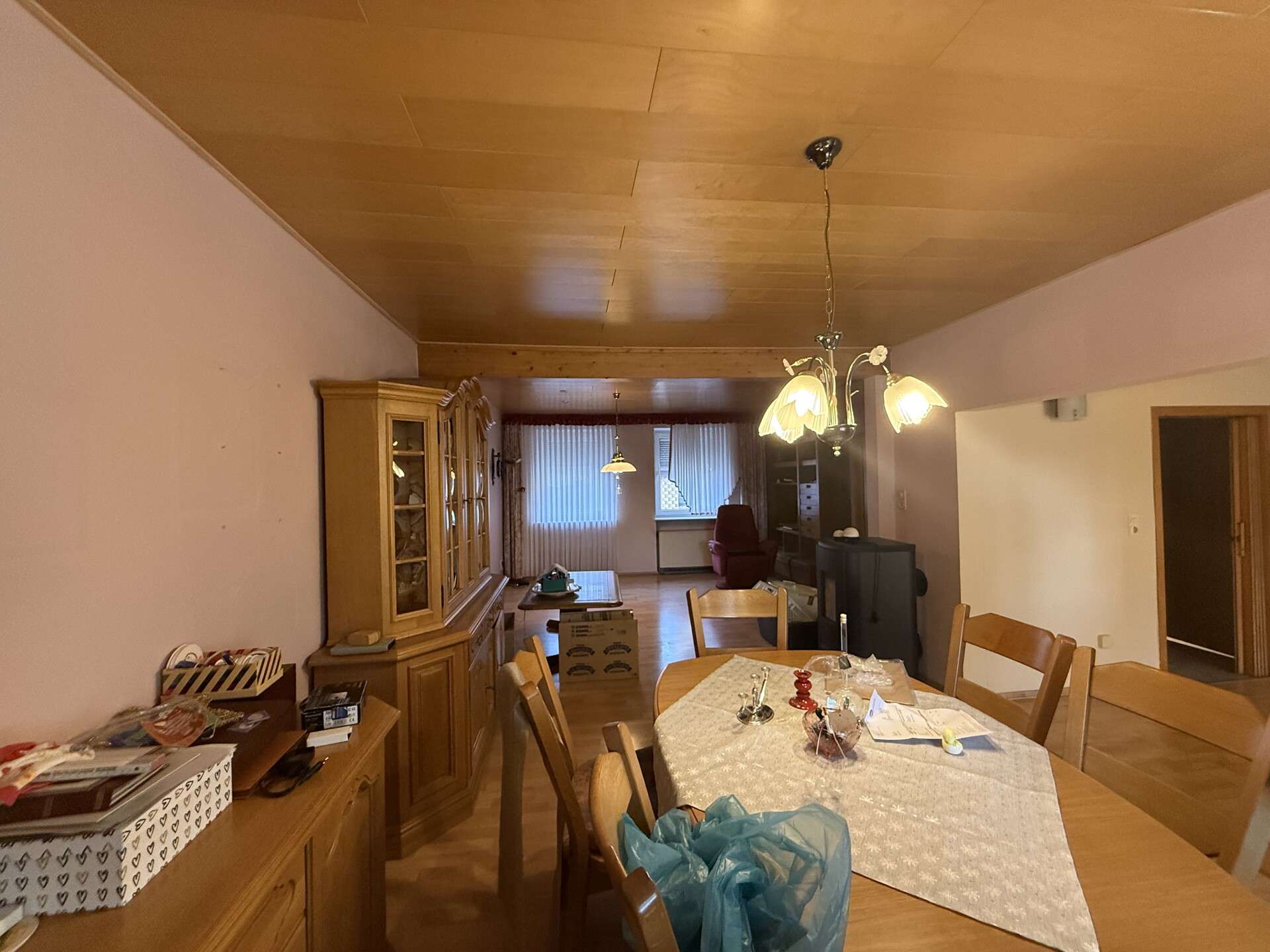 Immobilie in Rammelsbach - Renovierungsbedürftige Doppelhaushälfte in Rammelsbach - Bild 1