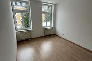 Gemütliche 2-Zimmer mit Laminat, Wanne und Dusche in ruhiger Lage – Augsburger Straße 33, 9126 Bernsdorf, Chemnitz – Vorschaubild 7