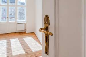 Erstbezug nach Sanierung - bezugsfreie 2-Zimmer-Wohnung mit charmanten Altbaudetails – Die vollständige Adresse der Immobilie erhältst du vom Anbieter., 12051 Neukölln (Ortsteil), Berlin – Vorschaubild 6