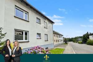 Modernisiertes Dreifamilienhaus mit drei Wohneinheiten und beeindruckendem Panoramablick