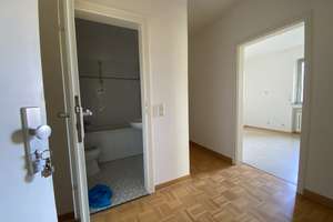 ruhig wohnen: 2-Zimmer-Wohnung im Grünen: Düsseldorf-Hubbelrath – 40629 Hubbelrath, Düsseldorf – Vorschaubild 2