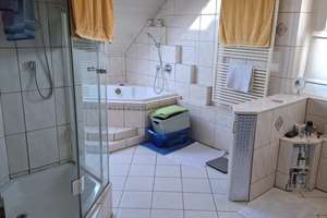 Wunderschöner Weitblick  aus geräumiger 4-Zimmer-Wohnung im 3-Familien-Haus – Höhe 12, 42329 Vohwinkel, Wuppertal – Vorschaubild 30