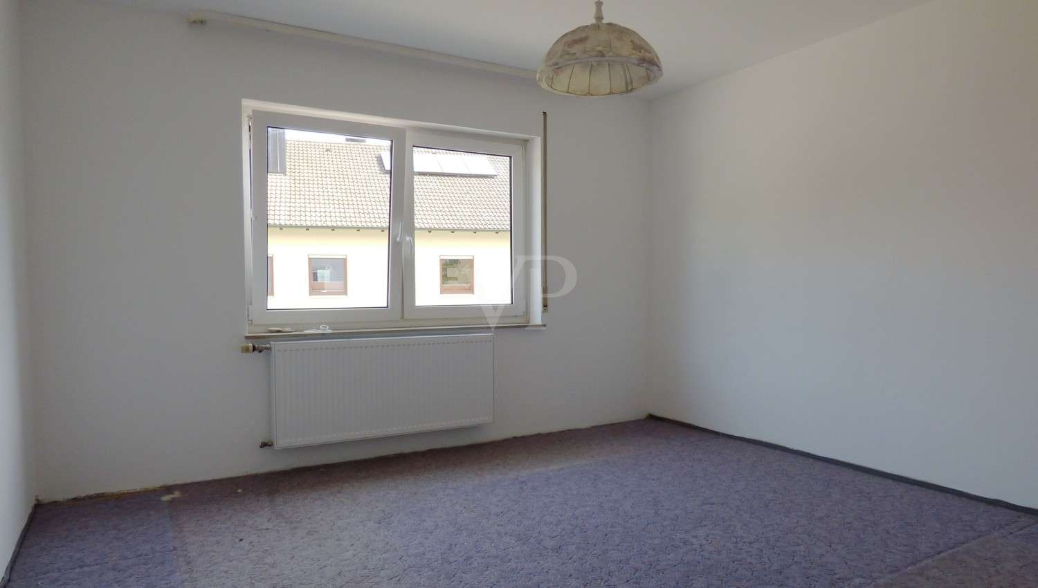 Immobilie in Kinding - Preisreduzierung:
Wohnraum satt!
Einfamilienhaus, Dachgeschosswohnung, angeschlossener Gasthof mit - Bild 6