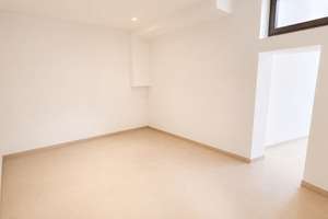 Erstbezug nach Kernsanierung – moderne 102 m² Souterrainwohnung mit Fußbodenheizung & Kachelofen – 67069 Pfingstweide, Ludwigshafen am Rhein – Vorschaubild 3