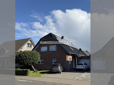 Frei stehendes Wohnhaus - Platz für die ganze Familie • große, sonnige Terrasse • PV Anlage u. Erdwä