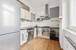 Provisionsfrei – großzügige Wohnung mit Altbaucharme und zwei Balkonen in gefragter Lage – Die vollständige Adresse der Immobilie erhältst du vom Anbieter., 10437 Prenzlauer Berg, Berlin – Vorschaubild 6