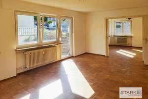 Helle 3,5 Zimmerwohnung mit Sonnenbalkon und Garage!