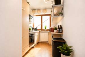 Charmante und helle 2-Zimmer-Dachgeschosswohnung mit Weitblick – Die vollständige Adresse der Immobilie erhältst du vom Anbieter., 86368 Gersthofen – Vorschaubild 5