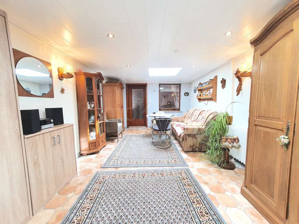 Immobilie in Eschweiler - ++ EINFAMILIENHAUS + GARTEN IN GUTER LAGE! VIELE MODERNISIERUNGEN!! ++ - Bild 4