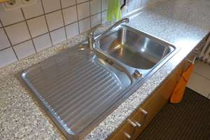 Gepflegte  2-Raum-Wohnung mit Einbauküche und Gartennutzung – Nünningstraße 30, 45141 Frillendorf, Essen – Vorschaubild 13