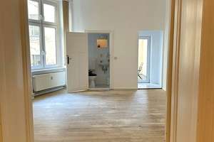 Berlin-Mitte-Gesundbrunnen - 1 Zi - Schöne Altbauwohnung mit Balkon für Kreative – Die vollständige Adresse der Immobilie erhältst du vom Anbieter., 13357 Gesundbrunnen, Berlin – Vorschaubild 11