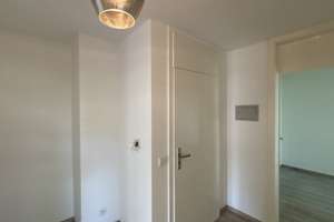 Sanierte 2-Zimmer-Wohnung mit Süd-Terrasse u. Duplexparkplatz in Schwabing-Biederstein (unvermietet) – Maasweg 1, 80805 Biederstein, München – Vorschaubild 30