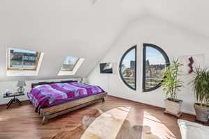 Exklusives Einfamilienhaus mit Pool und großzügigem Garten – Köln – Vorschaubild 13