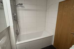 Sofort bezugsfreie 3-Zimmer-Wohnung mit Balkon, Einbauküche inklusive Tiefgaragenstelplatz – Die vollständige Adresse der Immobilie erhältst du vom Anbieter., 72760 Reutlingen-Mitte, Reutlingen – Vorschaubild 11