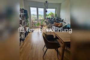 Tauschwohnung: Helle 2,5 -Zimmer-Wohnung mit kleinem Balkon