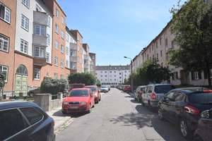 2-Raum Wohnung • Tageslichtbad mit Wanne • Einbauküche • Stellplatz • Kaßberg • Anschauen & Mieten – Die vollständige Adresse der Immobilie erhältst du vom Anbieter., 9112 Kaßberg, Chemnitz – Vorschaubild 9