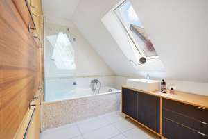Energieeffizientes Zuhause mit Weitblick – Die vollständige Adresse der Immobilie erhältst du vom Anbieter., 21465 Reinbek – Vorschaubild 10