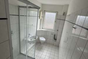 renovierte Wohnung in zentraler Lage mit Balkon – Ostring 50, 46238 Batenbrock, Bottrop – Vorschaubild 3