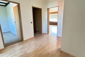 Perfekte 3-Zi-Wohnung mit Westbalkon und weitem Blick ins Grüne- Festpreis – Kurt-Schumacher-Straße 49, 63073 Bieber, Offenbach am Main – Vorschaubild 6