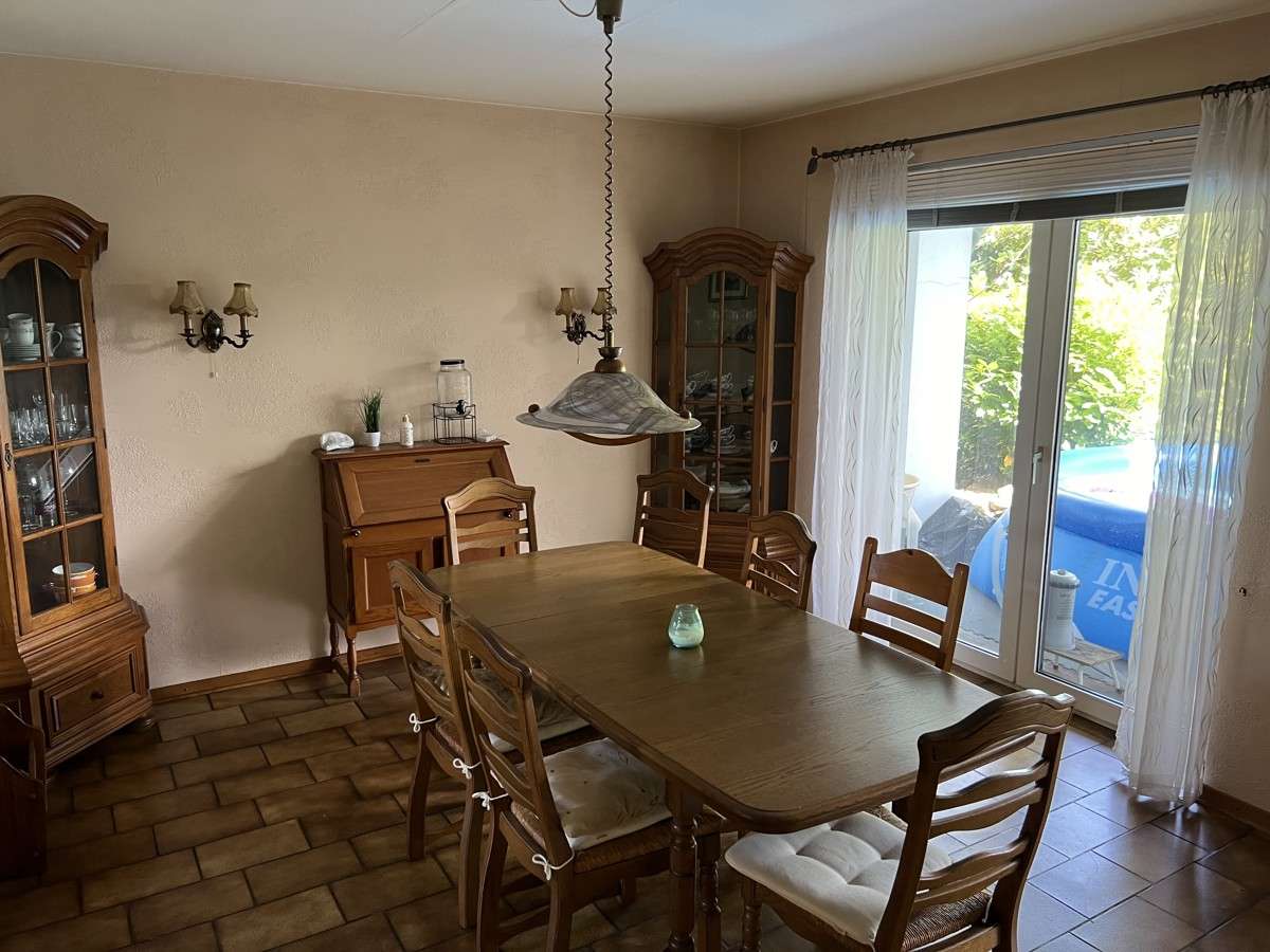 Immobilie in Hüllhorst - Idyllisches Mehrfamilien- / Mehrgenerationenhaus - Bild 0