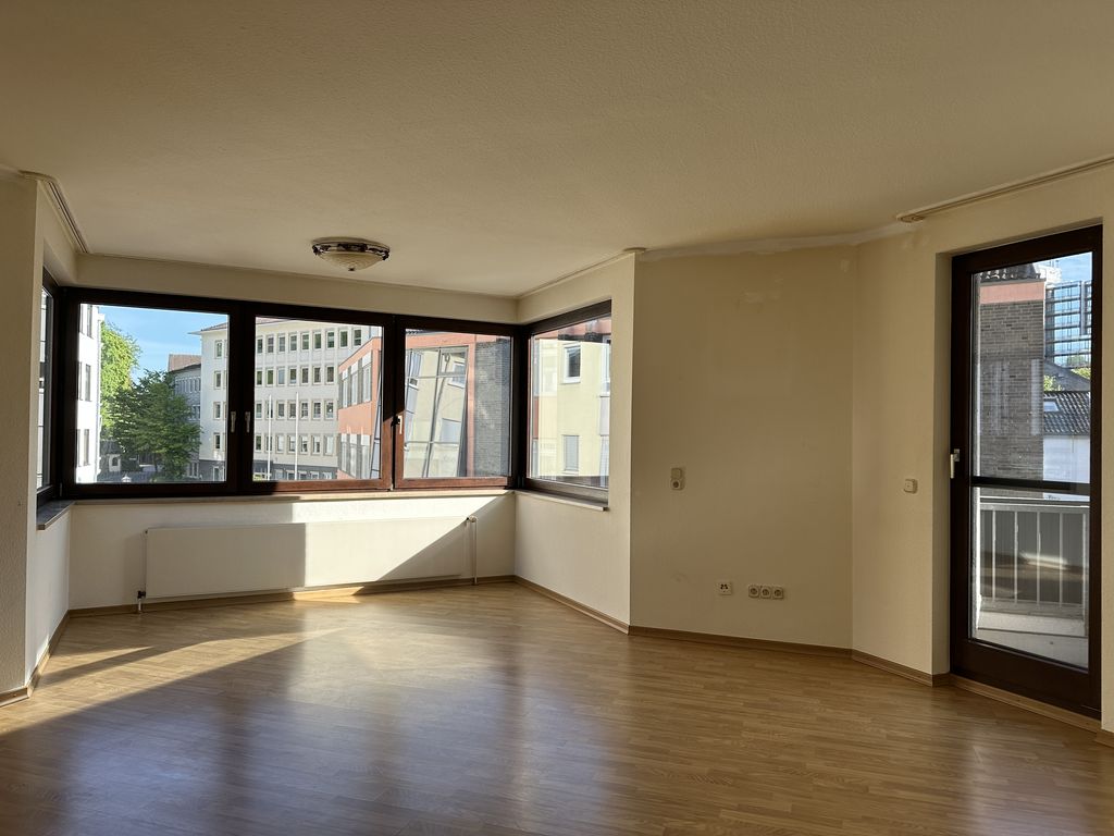 attraktive-3-zimmer-wohnung-mit-in-siegburg