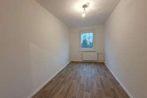 ***Ab 20.06.2026***Hier passt das Leben rein: 3 Zimmer, Balkon, Wanne – frisch renoviert*** – Deiwitzweg 44, 4207 Lausen-Grünau, Leipzig – Vorschaubild 5