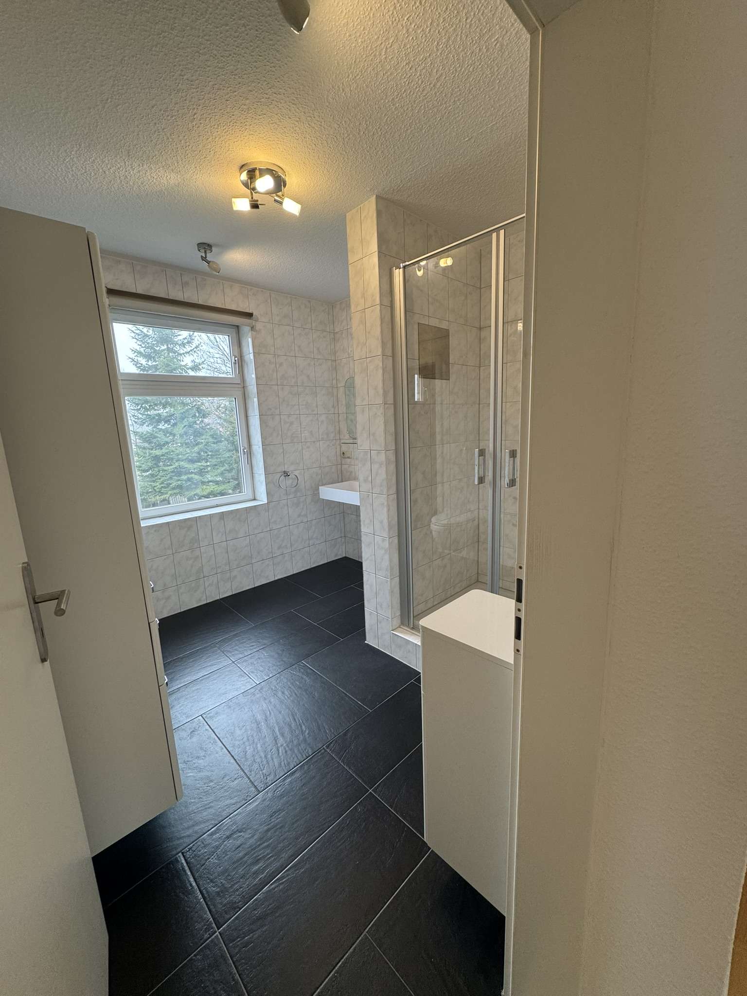 Immobilie in Sternberg - Schönes saniertes Mehrfamilienhaus mit 3 Wohnungen in Sternberg - PROVISIONSFREI - Bild 4