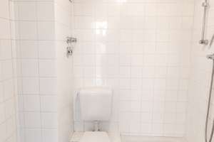 Helle ca. 42 m² große Wohnung mit großzügigem Wohn-/Schlafbereich und moderner Dusche in GE-Buer – Die vollständige Adresse der Immobilie erhältst du vom Anbieter., 45894 Buer, Gelsenkirchen – Vorschaubild 4
