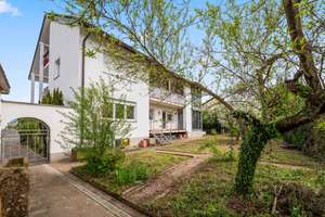 Lichtdurchflutetes Mehrfamilienhaus mit Wintergarten, Garten und Doppelgarage – modernisiert für Eig – Die vollständige Adresse der Immobilie erhältst du vom Anbieter., 79395 Neuenburg am Rhein – Vorschaubild 8