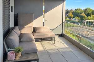 Moderne 2-Zimmer-Wohnung mit Balkon, Einbauküche und Tiefgarage
