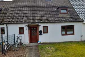 Wohnen mit Charakter: Gepflegtes Reihenmittelhaus in Lübeck – Bardowieker Weg 33, 23568 Schlutup, Lübeck – Vorschaubild 15