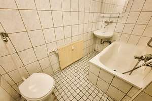 Selbstnutzer oder Kapitalanleger!!! Fünf Einheiten in einem Siebenparteienhaus, – Die vollständige Adresse der Immobilie erhältst du vom Anbieter., 45886 Ückendorf, Gelsenkirchen – Vorschaubild 5