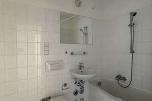 Kleines Apartment mit Balkon und Wannenbad - für max. 2 Personen! – Havelländer Ring 41, 12629 Hellersdorf, Berlin – Vorschaubild 5