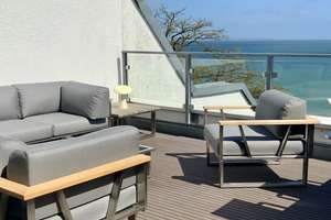 ++ LOGENPLATZ ÜBER DEN WELLEN ++ Penthouse mit zwei Dachterrassen, Pool & Garage! – Die vollständige Adresse der Immobilie erhältst du vom Anbieter., 23683 Scharbeutz – Vorschaubild 3