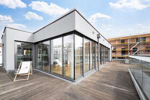 Seltene 3-Zi.-Wohnung mit eigenem Eingang, Dachterrasse, Dachgarten, Lift, ruhige Lage, nahe U-Bahn – Die vollständige Adresse der Immobilie erhältst du vom Anbieter., 80992 Alt-Moosach, München – Vorschaubild 6