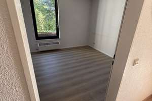 3-Zimmer-Wohnung mit Balkon in Düsseldorf-Hellerhof-West – 40595 Hellerhof, Düsseldorf – Vorschaubild 3