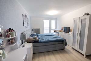 Großzügige 4-Zimmer-Wohnung mit Einbauküche, Garage und Fernblick – Die vollständige Adresse der Immobilie erhältst du vom Anbieter., 72760 Reutlingen-Mitte, Reutlingen – Vorschaubild 12