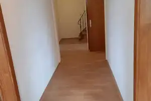 Neu renoviertes Einfamilienhaus mit Garage  – Kusel (Kreis) – Vorschaubild 2