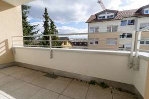 Stilvolle 4,5-Zimmer-Wohnung mit Balkon und Tiefgaragenstellplatz im Herzen der Stadt – Die vollständige Adresse der Immobilie erhältst du vom Anbieter., 71063 Sindelfingen – Vorschaubild 2