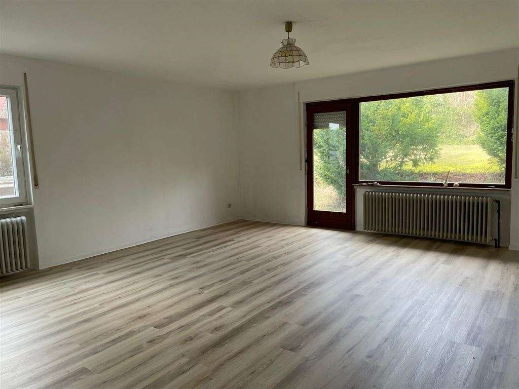 Immobilie in Gründau - ***Modernisiertes DH mit ELW in  ruhiger Wohnlage mit freiem Blick** - Bild 3