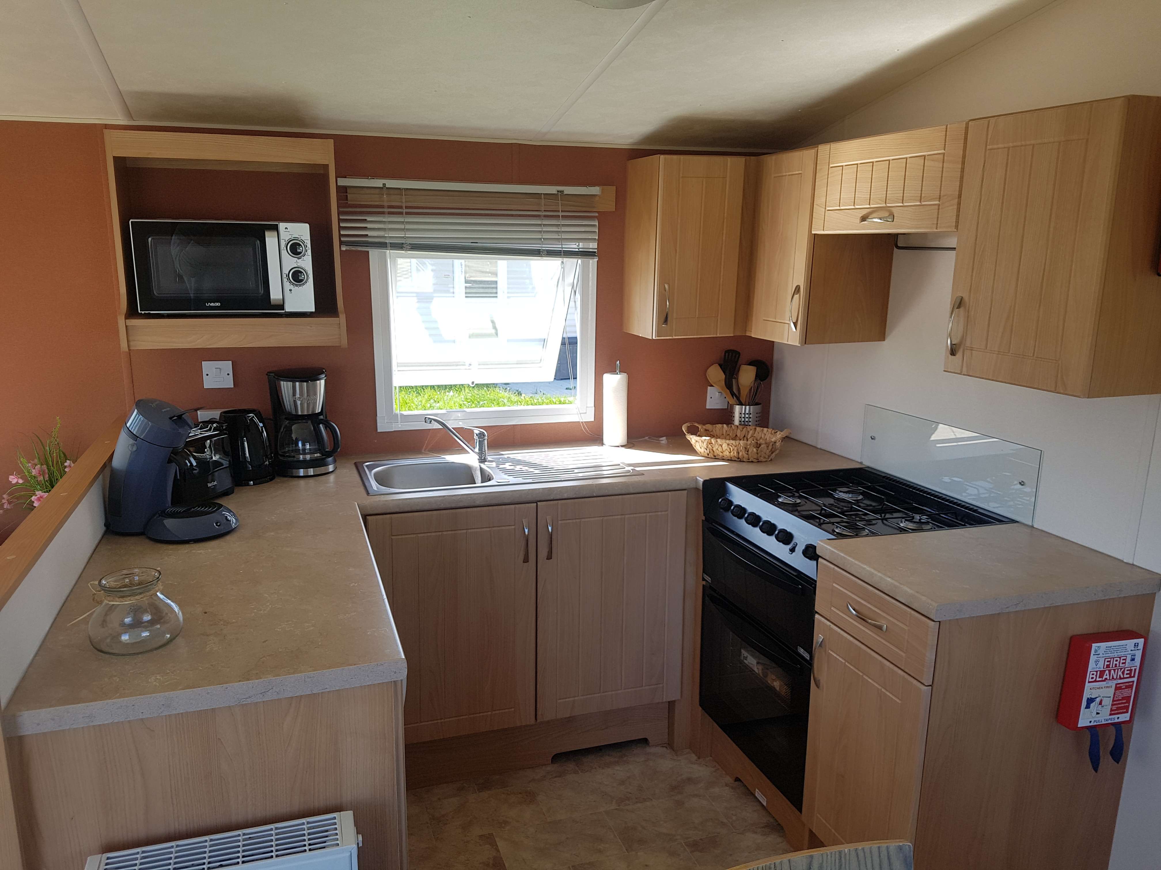 Immobilie in Dörphof - Mobilheim Ferienhaus an der Ostsee Chalet Damp Schuby Strand - Bild 4