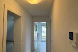 Familienfreundliche 3-Zimmer-Wohnung mit Einbauküche, drei Balkonen und Venusbergausblick – Die vollständige Adresse der Immobilie erhältst du vom Anbieter., 53129 Dottendorf, Bonn – Vorschaubild 17