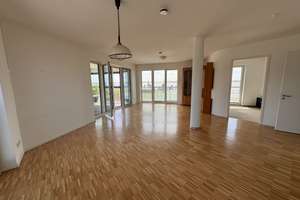 Erste Reihe Weser! Exklusive 4-Zimmer-Wohnung mit unverbaubarem Wasserblick (Weser View) – Lohmannstraße 26, 27568 Mitte, Bremerhaven – Vorschaubild 4