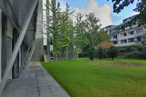 Frühjahrsangebot: Möbliertes Apartment in Düsseldorf- Rath! – Kanzlerstr. 8a, 40472 Düsseldorf – Vorschaubild 1