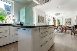 Außergewöhnliches Designhaus - Architektur, Ökologie und intelligente Technik – Die vollständige Adresse der Immobilie erhältst du vom Anbieter., 22359 Volksdorf, Hamburg – Vorschaubild 15