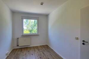 *Großzügiges Wohnglück*  6 Raumwohnung + Einbauküche + 2 Bäder + 2 Balkone! – Hans-Grade-Straße 95, 39130 Neu Olvenstedt, Magdeburg – Vorschaubild 8